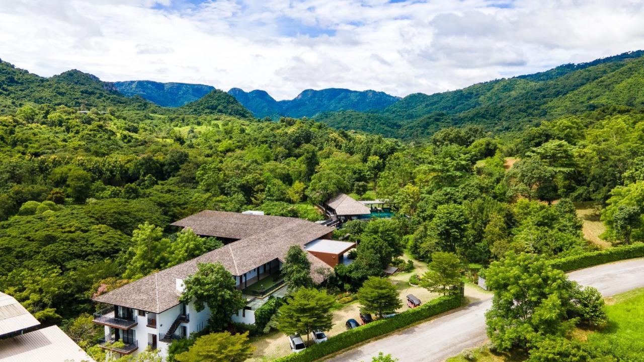 Rain Tree Khao Yai Hotel Pak Chong Exterior foto